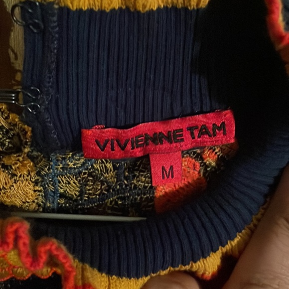 Vivienne Tam floral sweater size M - Picture 3 of 7